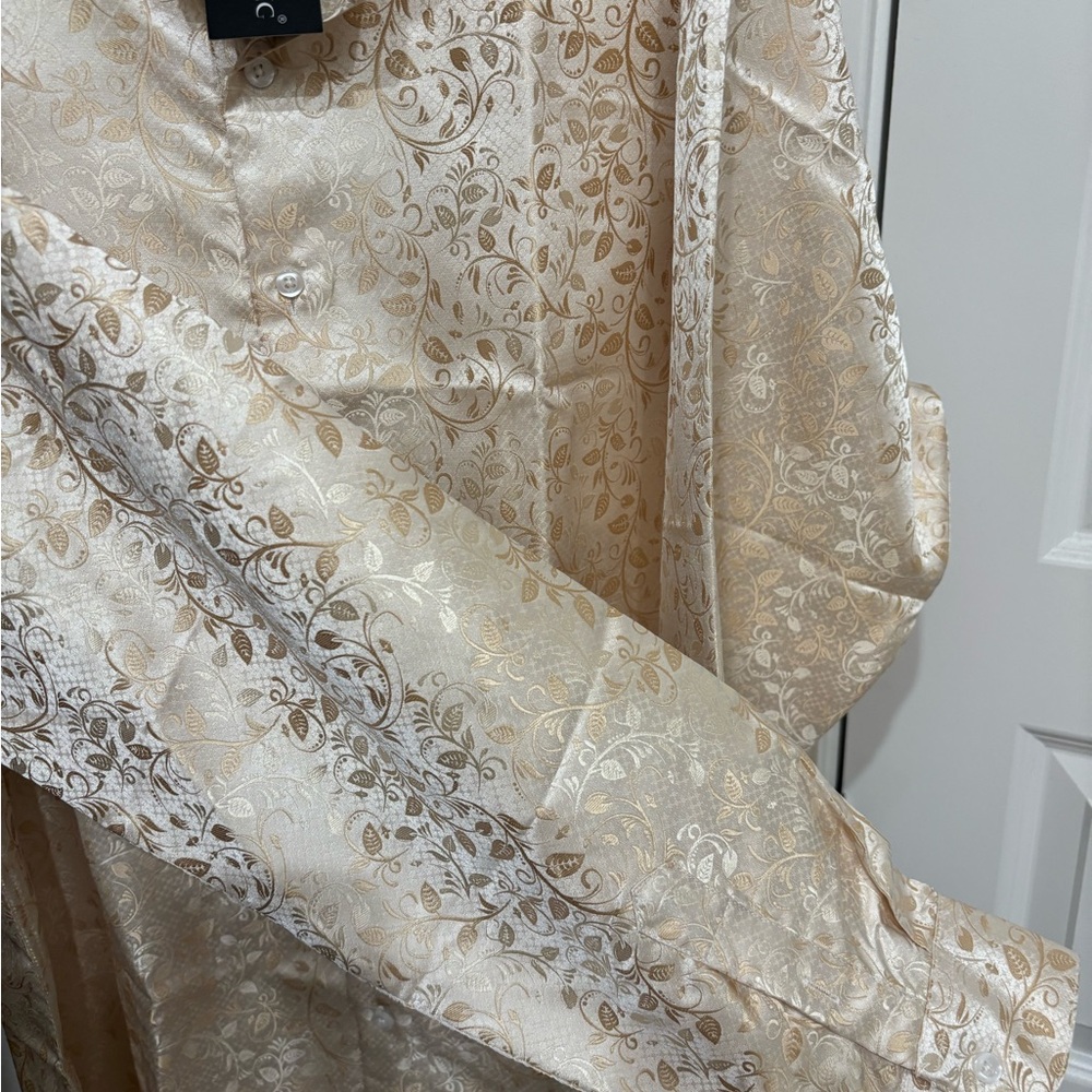 Men's Cream Floral Jacquard Dress Shirt - Picture 3 of 3
